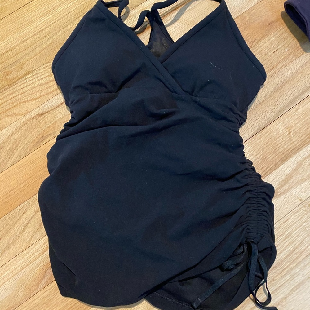 Lululemon Freedom tank